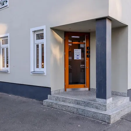 Bohnapartments Am Anger 1 Og - 3 Badezimmer - 4 Schlafzimmer - Zentrum - Vollausstattung - Wlan アパート エアフルト